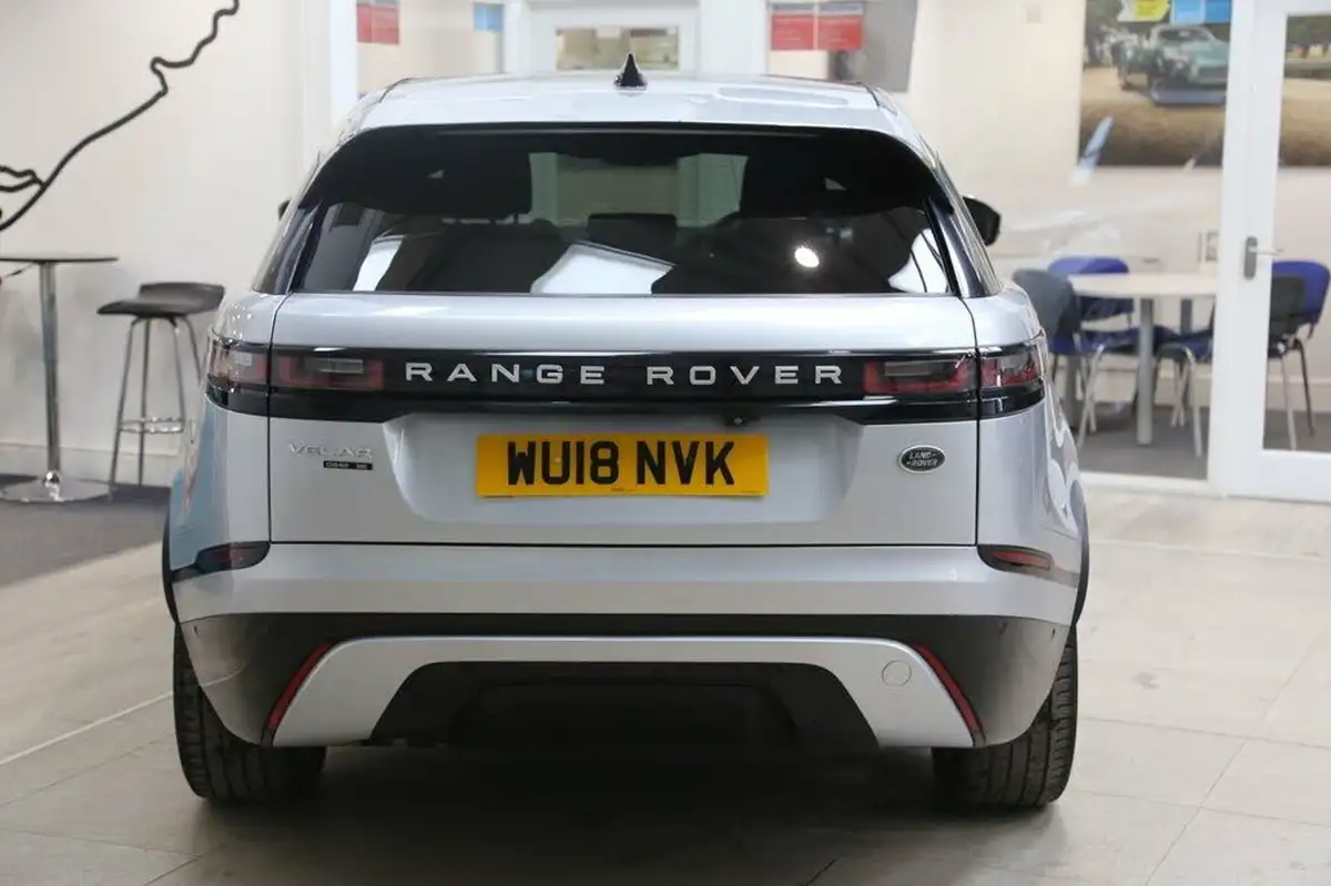 2018-land-rover-range-rover-velar-20-d240-se-ss-big-47