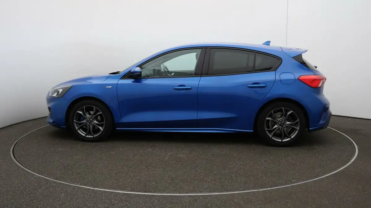 2019-ford-focus-10t-st-line-hatchback-big-54