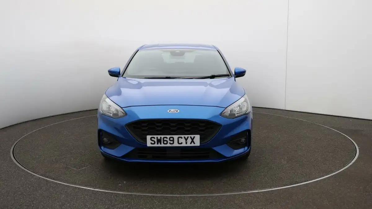 2019-ford-focus-10t-st-line-hatchback-big-30