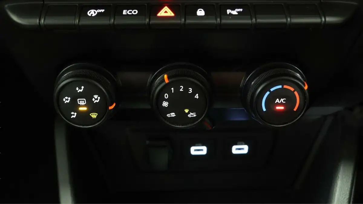2023-dacia-sandero-stepway-10-tce-expression-90bhp-big-11