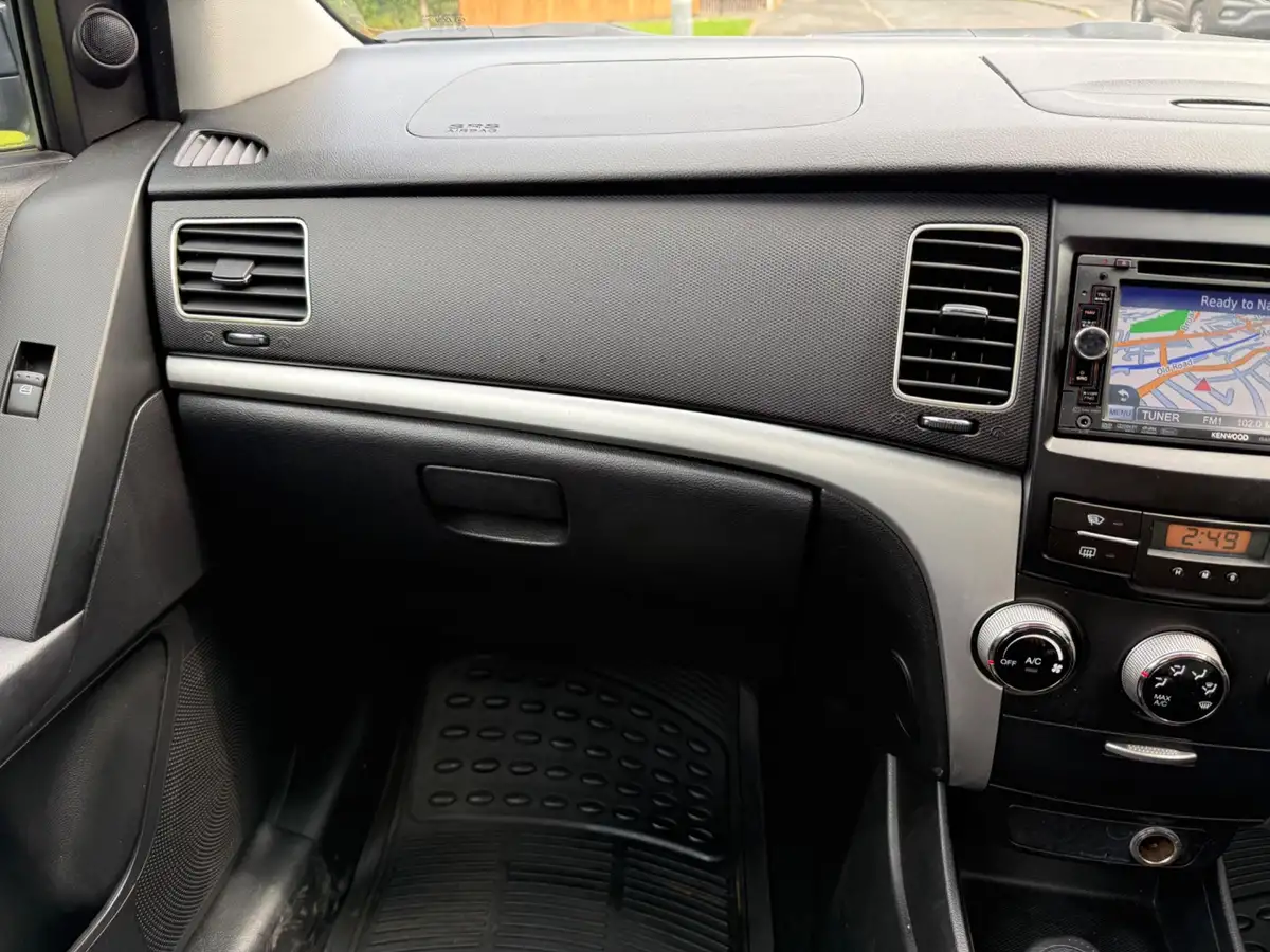 2012-ssangyong-korando-big-56