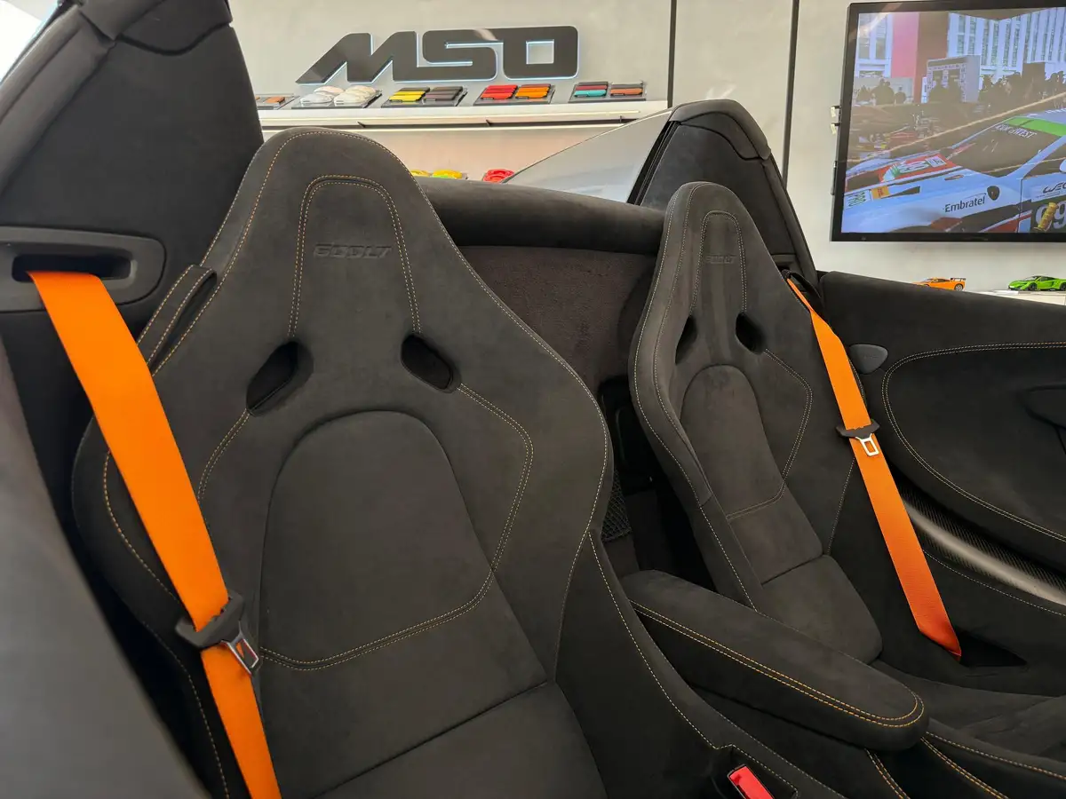 2019-mclaren-600lt-spider-big-19
