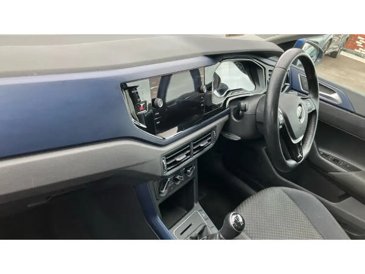 2021-volkswagen-polo-10-tsi-united-big-12