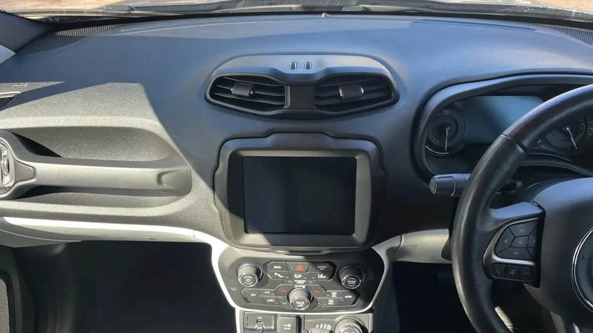 2021-jeep-renegade-13-gse-limited-phev-big-9