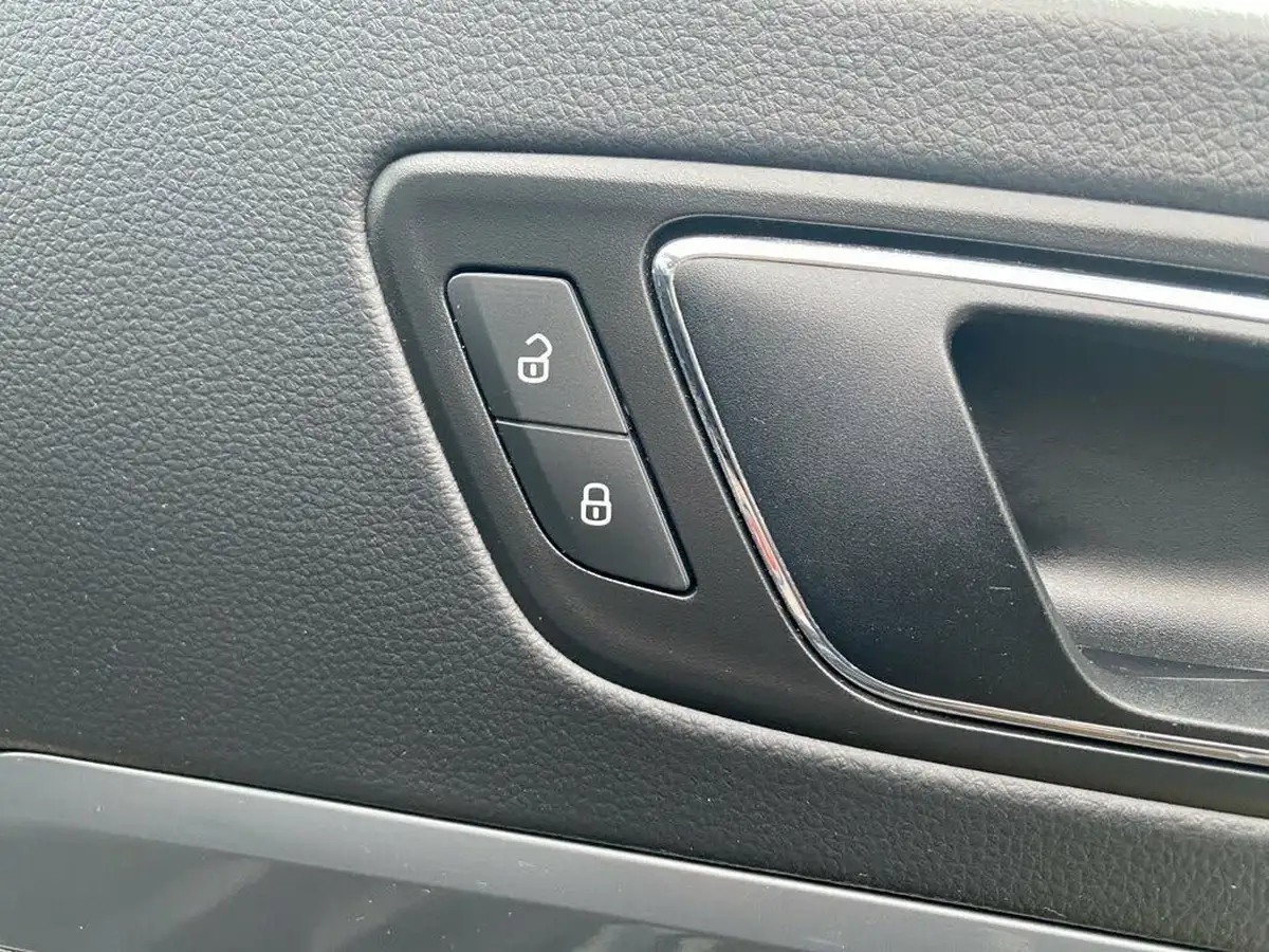 2018-seat-ateca-16tdi-se-technology-ecomotive-big-56