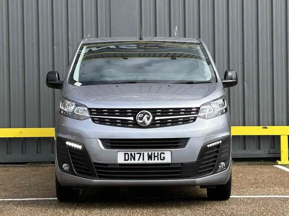 2022-vauxhall-vivaro-20td-3100-l2h1-sportive-big-1