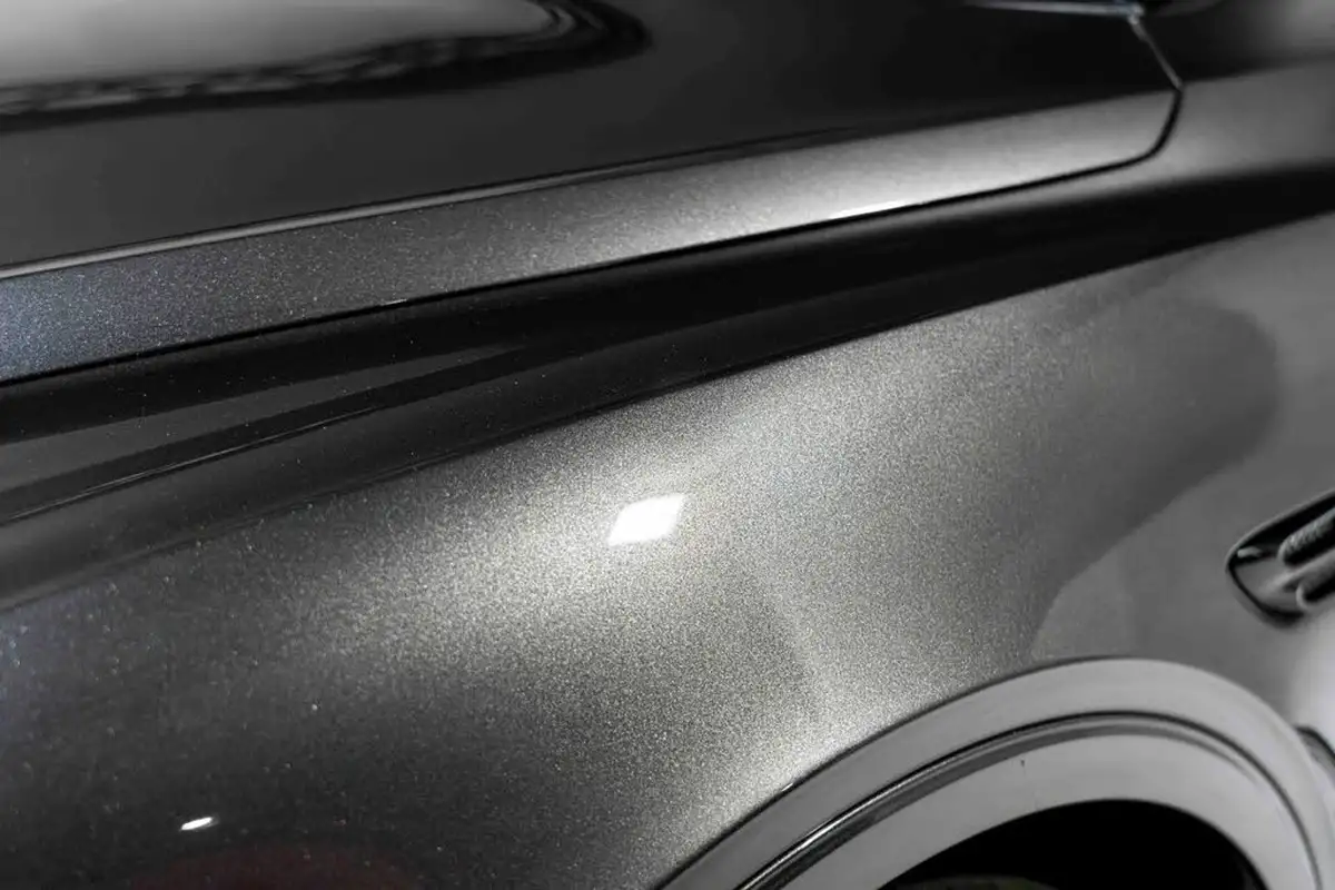 2019-bentley-bentayga-40-v8-big-42