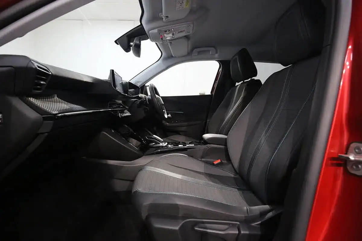 2021-peugeot-2008-suv-12-puretech-allure-premium-130bhp-eat8-big-22