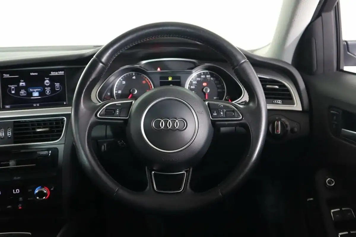 2014-audi-a4-20td-se-technik-177ps-big-37