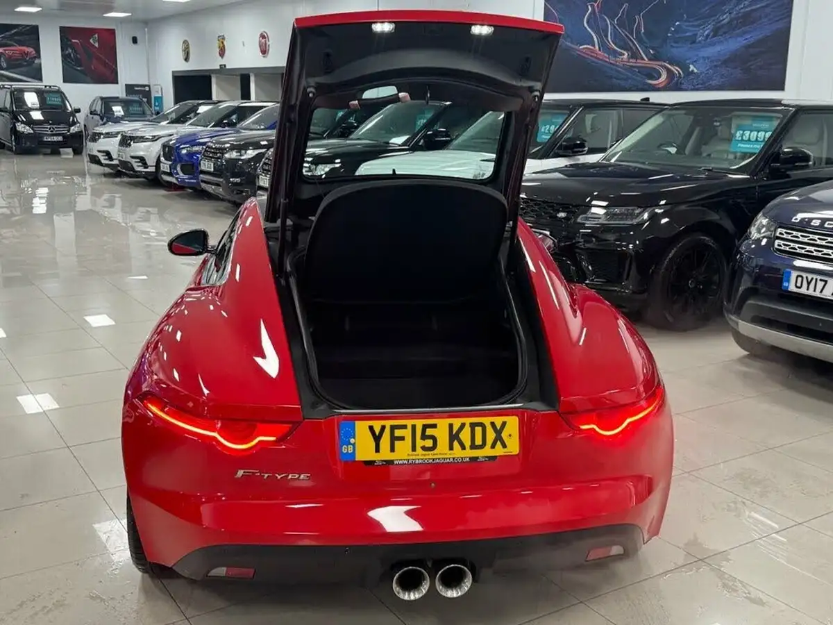 2015-jaguar-f-type-30-v6-coupe-quickshift-big-6
