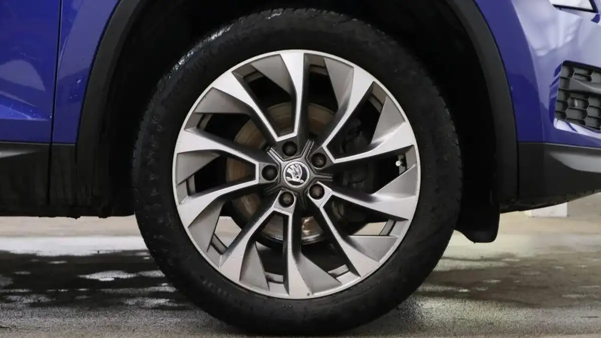 2021-skoda-kodiaq-15-tsi-se-drive-7-big-5