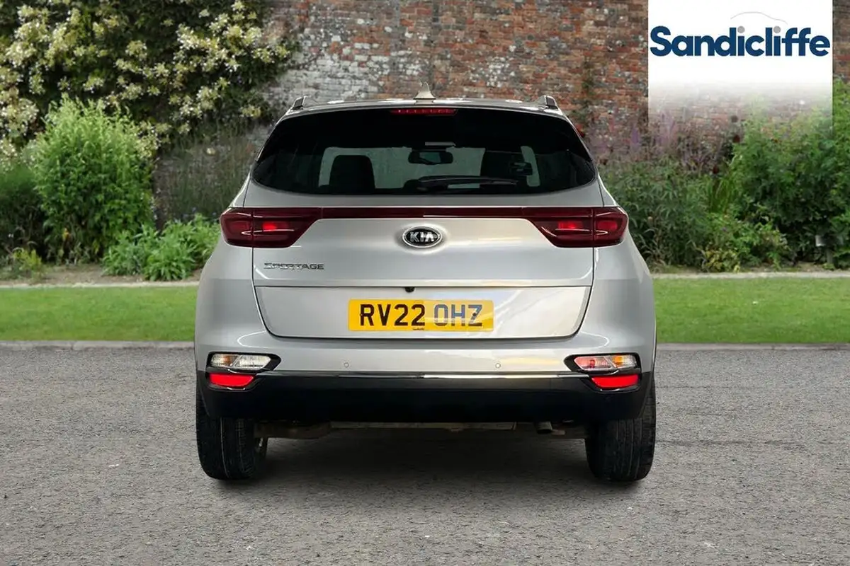 2022-kia-sportage-16-gdi-2-big-4