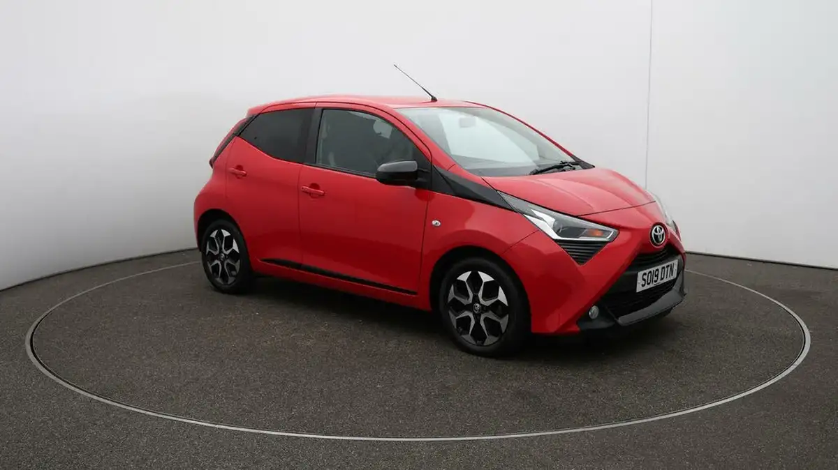2019-toyota-aygo-10-vvt-i-x-trend-x-shift-big-1