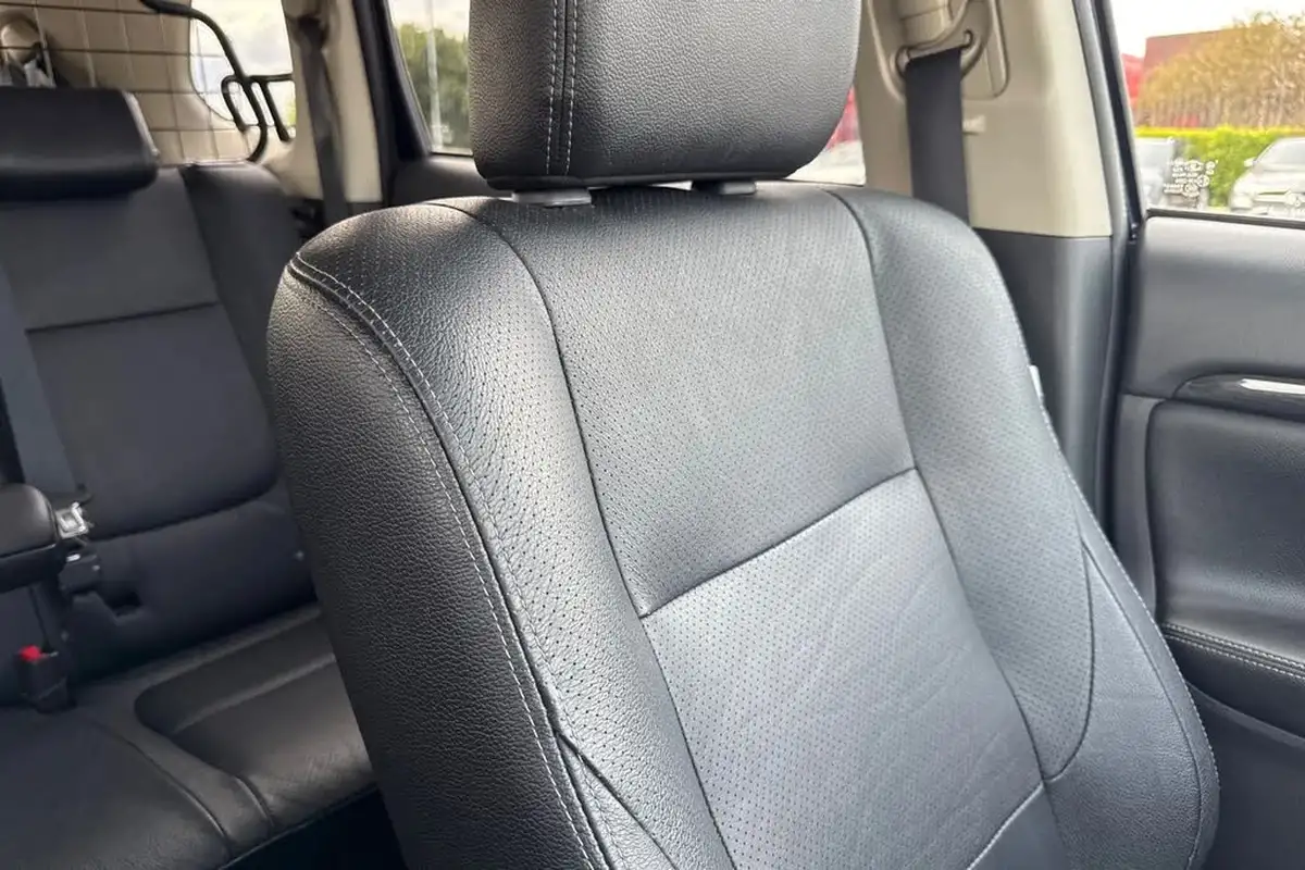 2017-mitsubishi-outlander-22di-d-4-auto-big-54