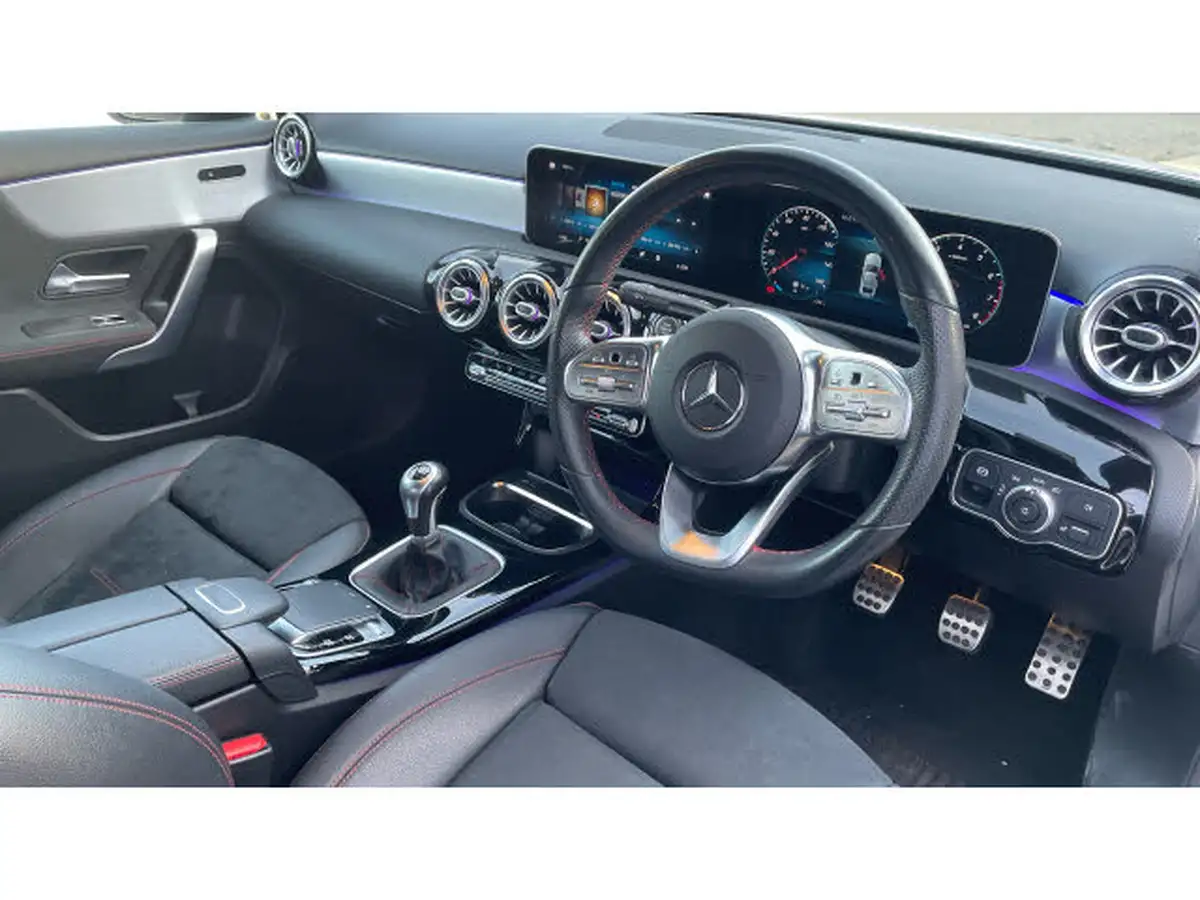 2020-mercedes-benz-a-class-13-a200-amg-line-premium-saloon-4d-big-10