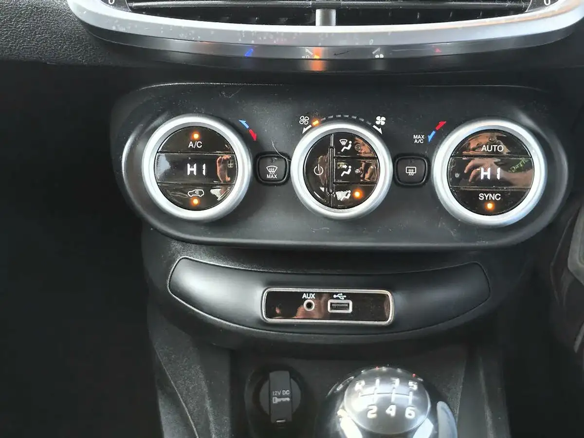 2015-fiat-500x-16multijet-ii-cross-plus-big-27