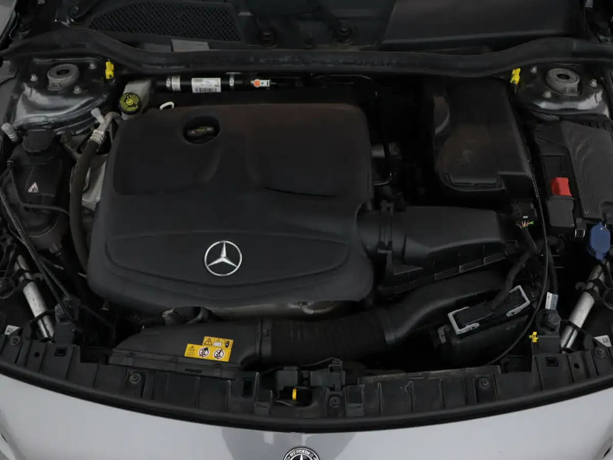 2019-mercedes-benz-gla-class-16-gla-180-urban-edition-big-53