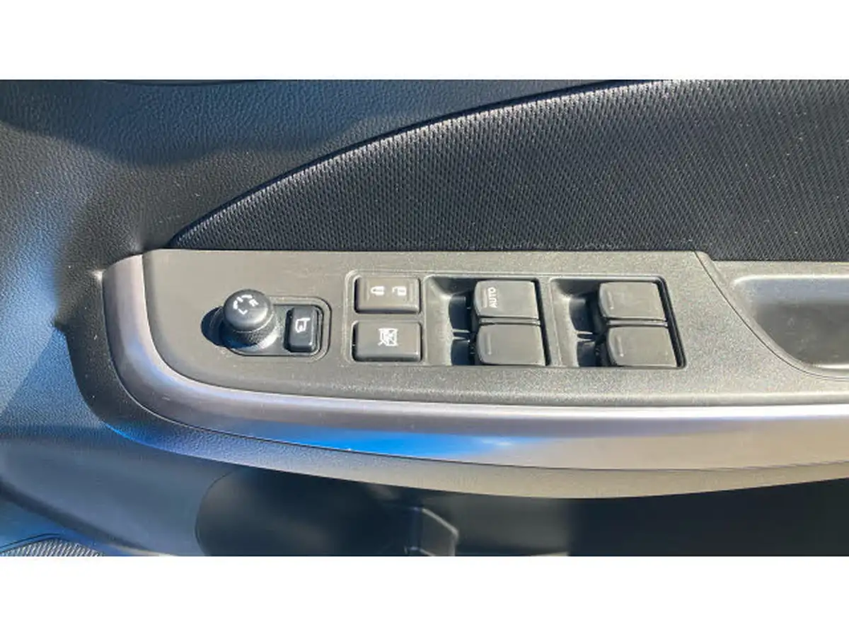 2024-suzuki-swift-12-dualjet-sz5-big-20