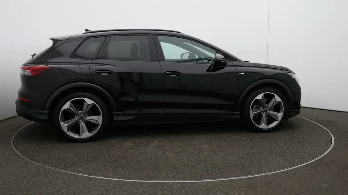 2024-audi-q4-e-tron-45e-black-edition-sportback-auto-big-8