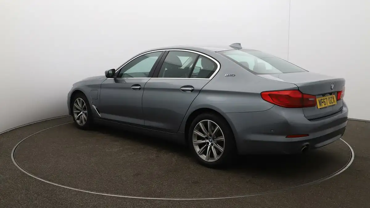 2017-bmw-5-series-20-530e-se-iperformance-big-4