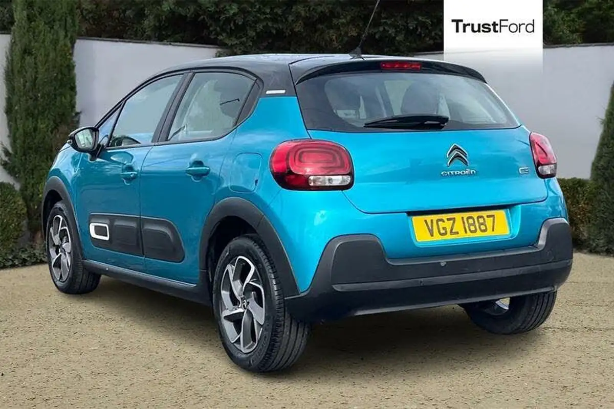 2021-citroen-c3-12-puretech-shine-83ps-big-1