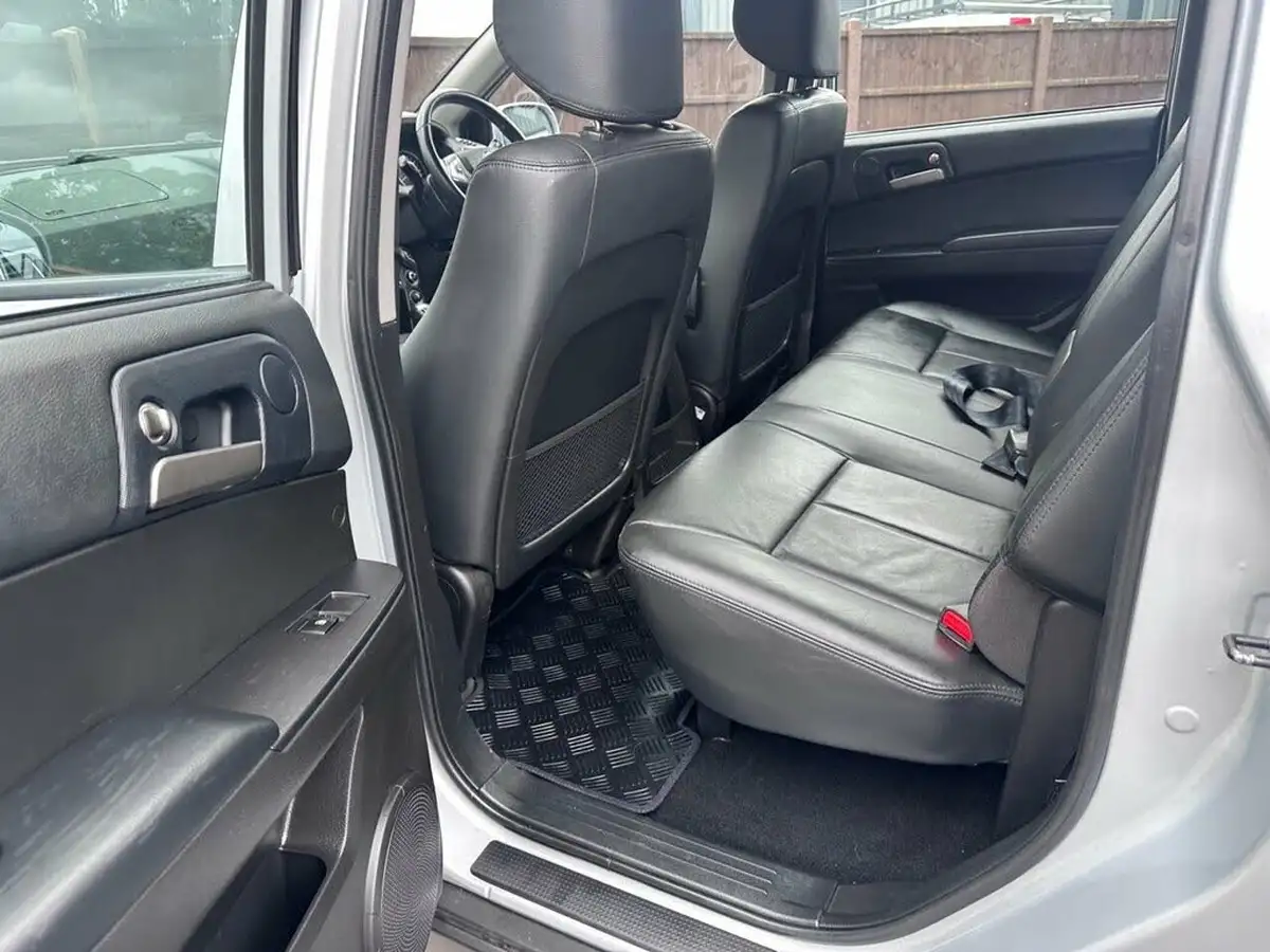 2018-kgm-ssangyong-musso-22td-ex-178ps-auto-big-20