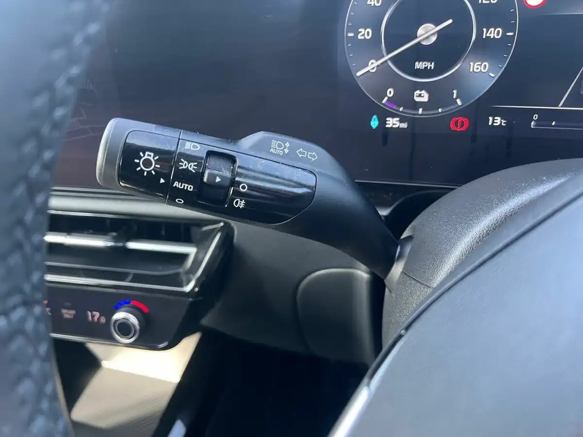 2024-kia-niro-ev-e-2-big-18
