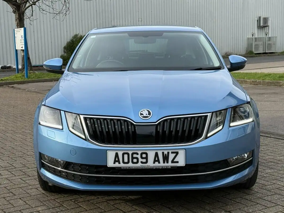 2019-skoda-octavia-15-tsi-se-l-hatchback-dsg-big-4