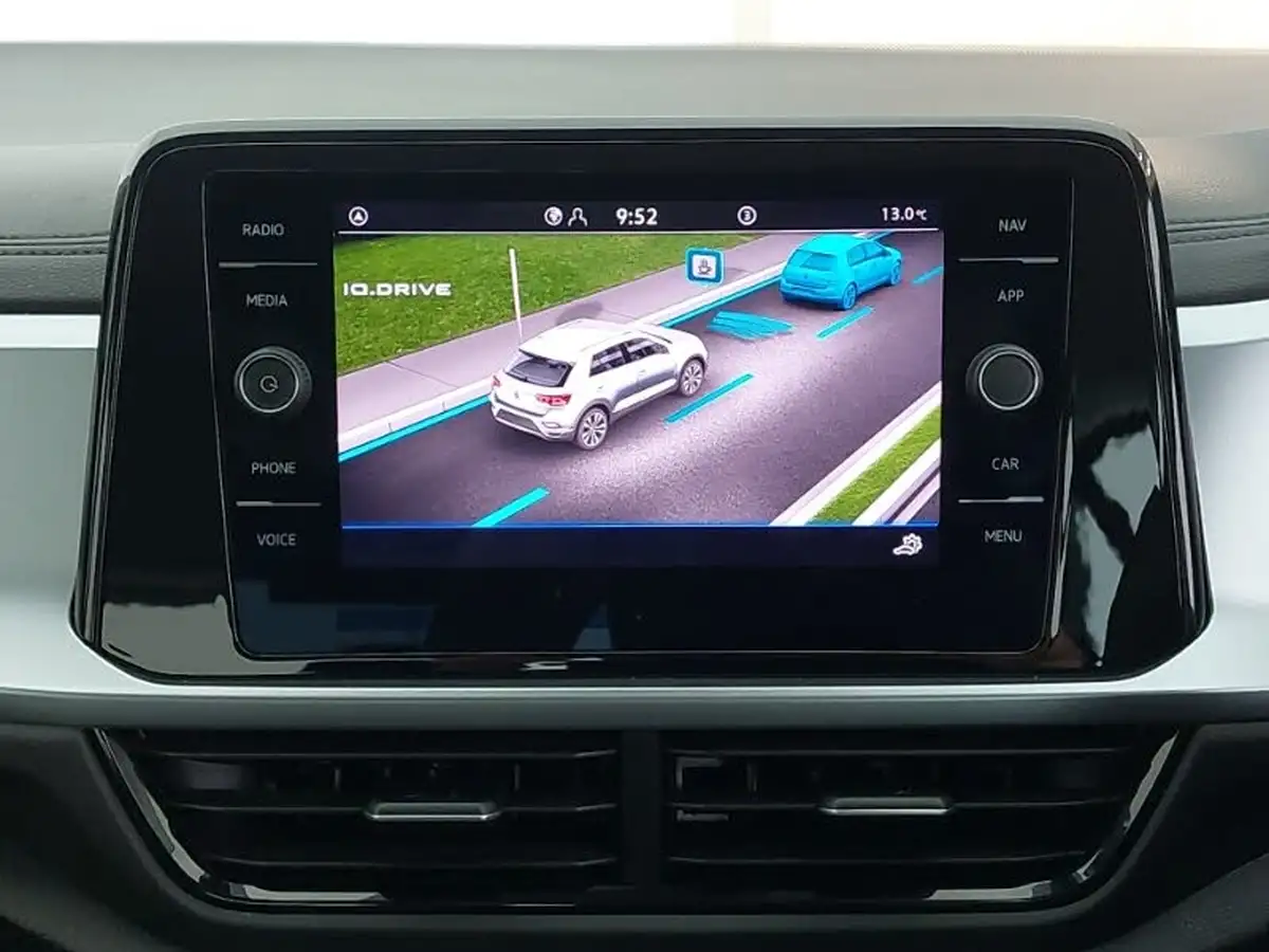 2023-volkswagen-t-roc-15-tsi-life-big-15