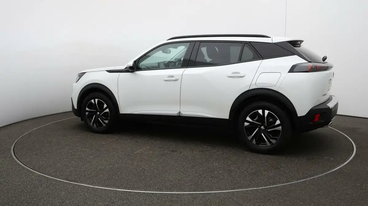 2021-peugeot-2008-suv-12-puretech-allure-premium-130bhp-eat8-big-40