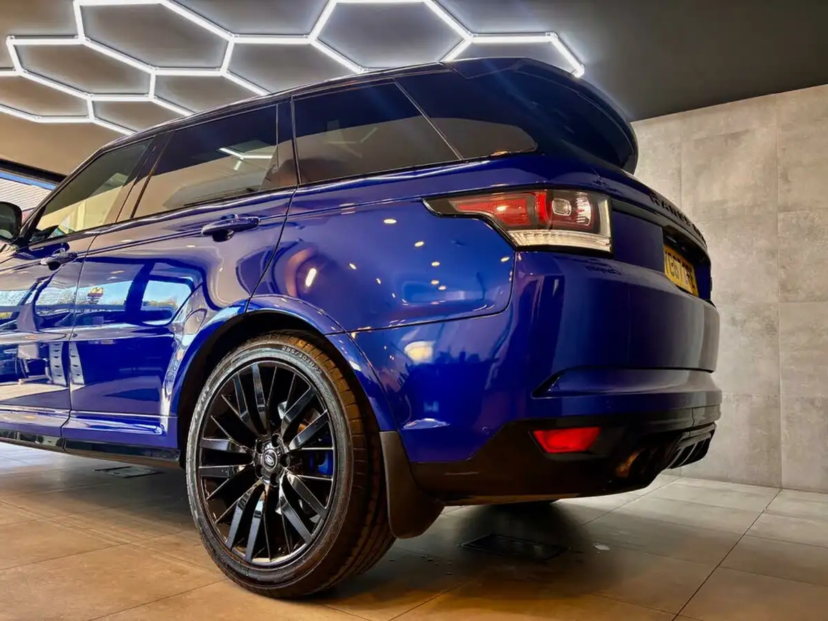 2017-land-rover-range-rover-sport-50-v8-svr-big-4