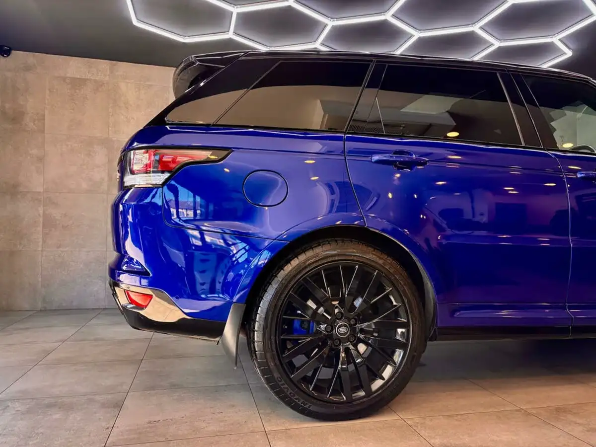 2017-land-rover-range-rover-sport-50-v8-svr-big-28