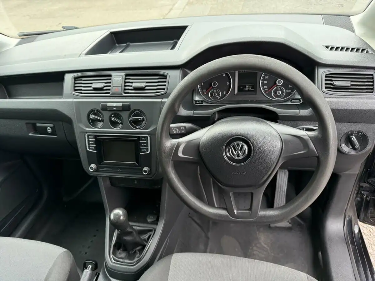 2017-volkswagen-caddy-20tdi-c20-startline-bmt-75pseu6-panel-big-11