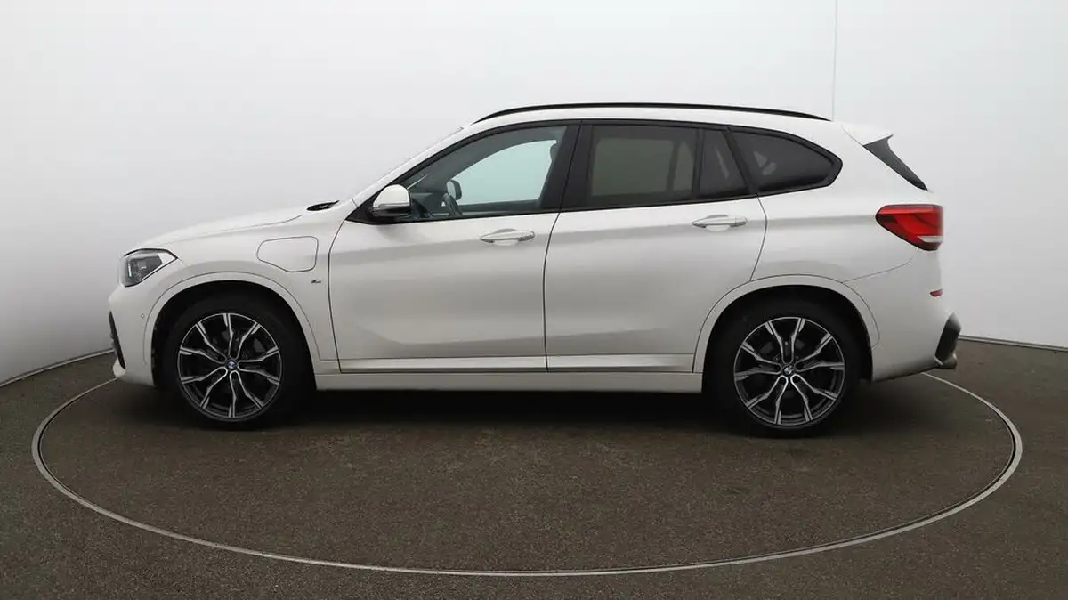 2021-bmw-x1-15-xdrive-25e-phev-m-sport-big-57