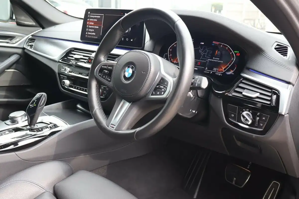 2023-bmw-5-series-20-520i-m-sport-181bhp-mht-touring-5d-big-12