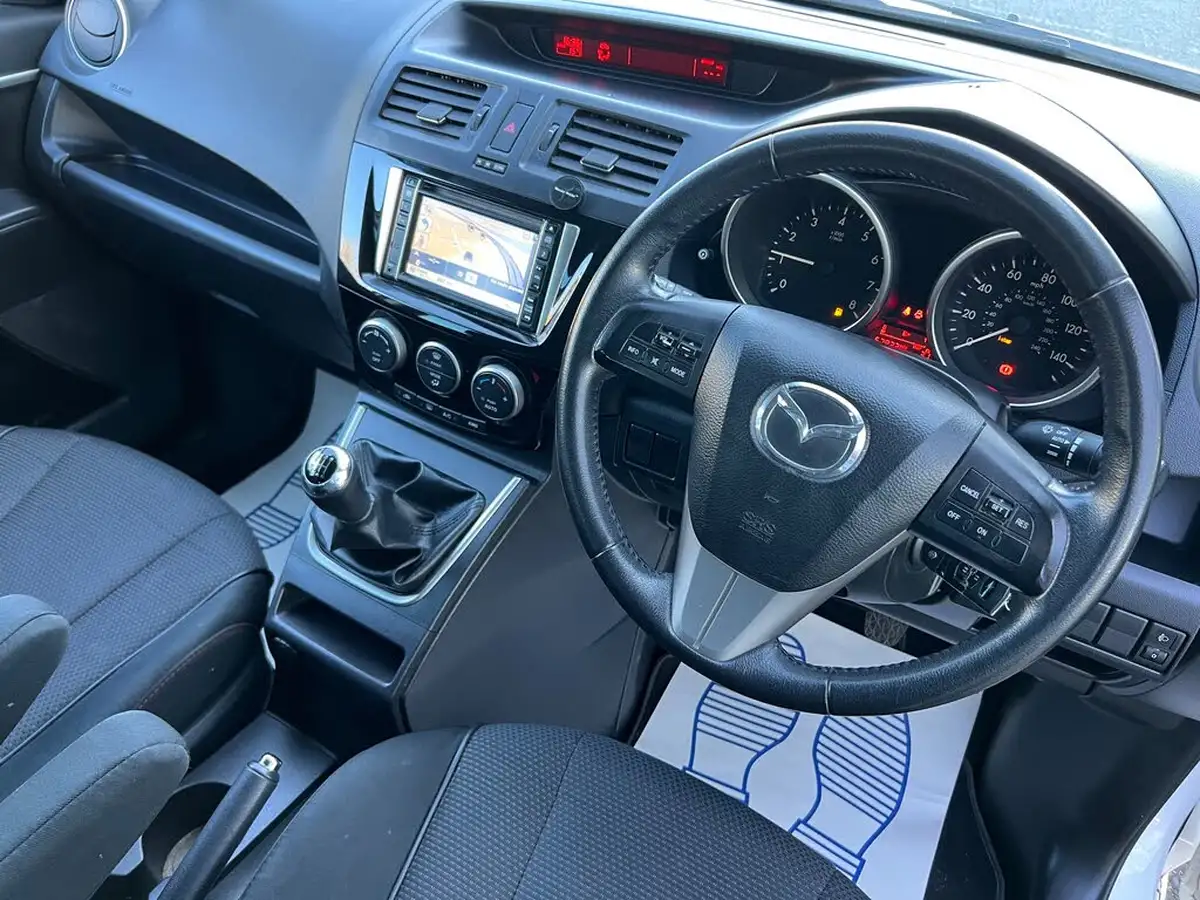 2013-mazda-mazda5-20-venture-edition-big-14