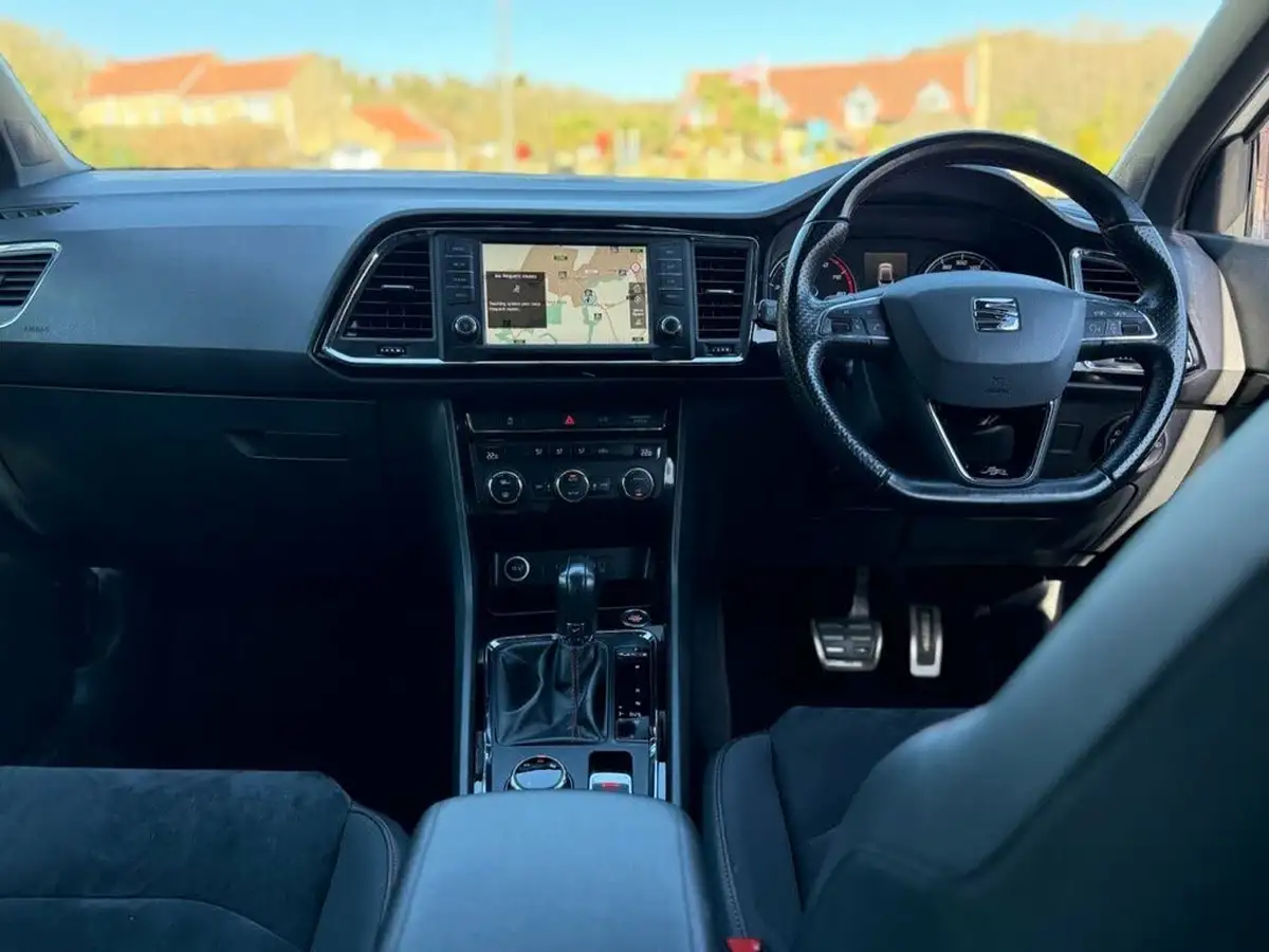 2017-seat-ateca-20-tsi-fr-big-22