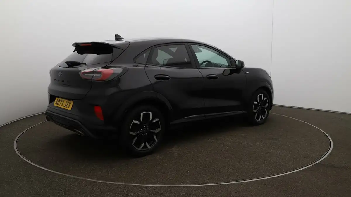 2023-ford-puma-suv-big-44