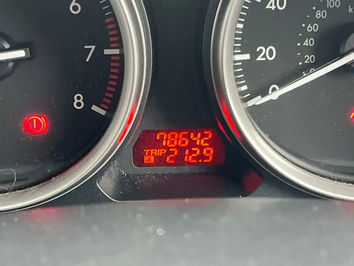 2012-mazda-mazda6-20-ts-hatchback-big-46