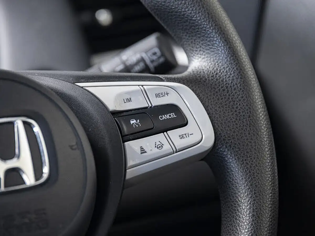 2021-honda-jazz-15-i-mmd-sr-109ps-big-12