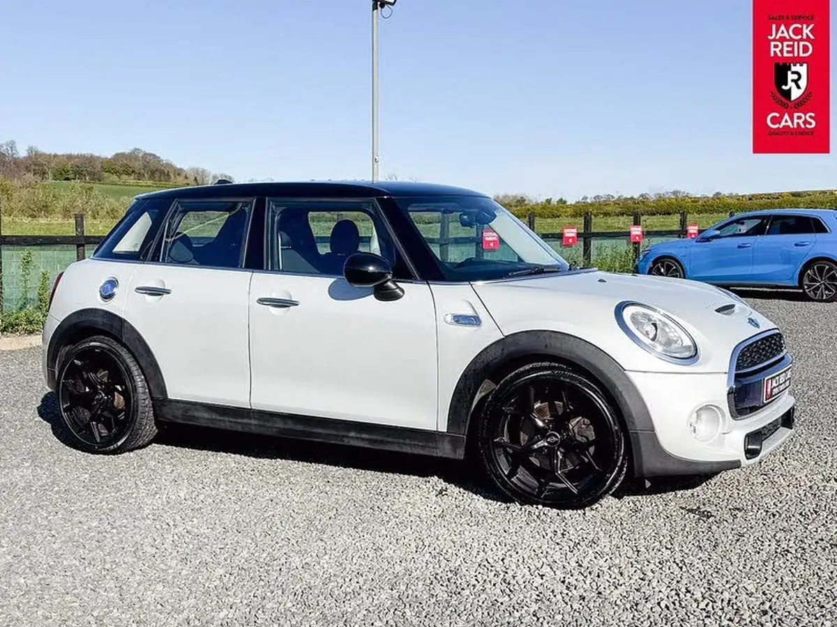2017-mini-cooper-20td-cooper-sd-ss-5d-big-6