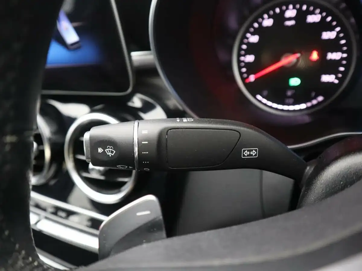2019-mercedes-benz-c-class-20d-c220d-amg-line-ss-saloon-4d-big-21
