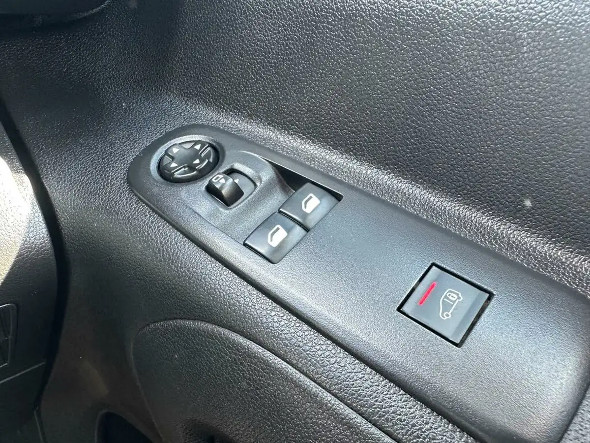 2020-citroen-berlingo-15bluehdi-1000-enterprise-100pseu6dt-e-ss-panel-big-15