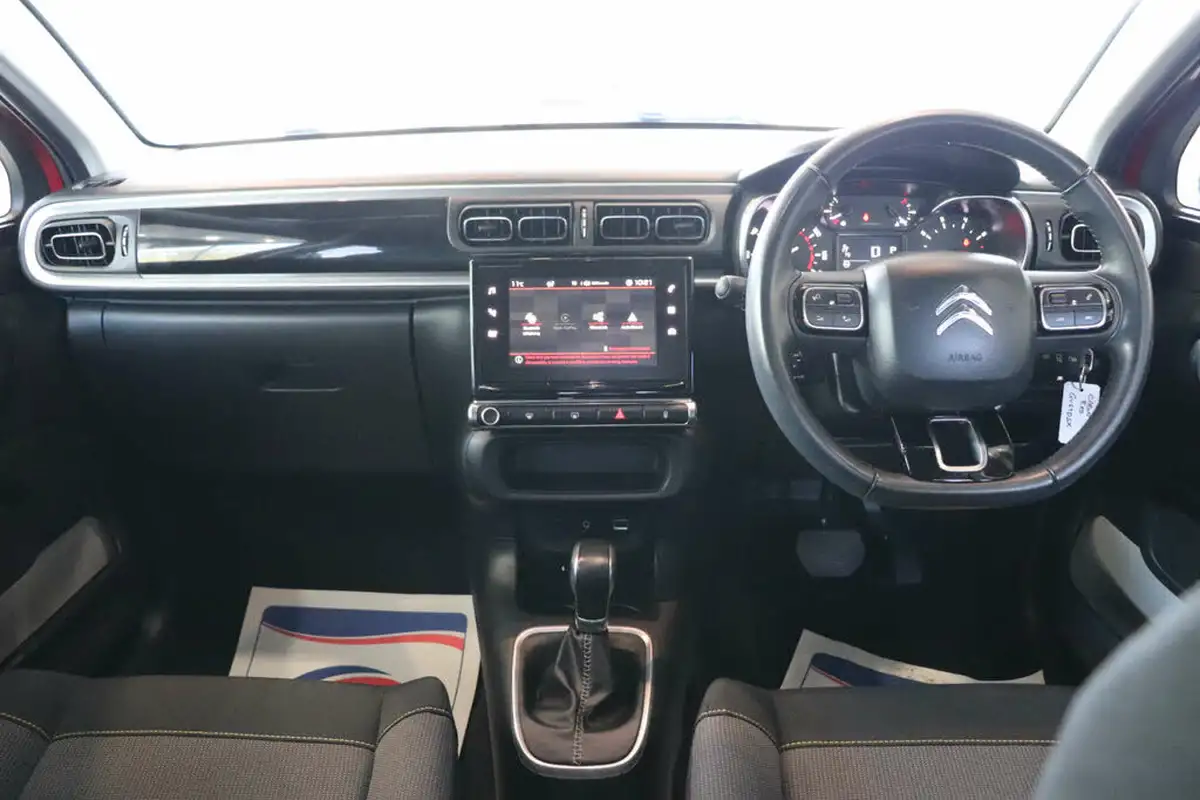 2018-citroen-c3-12-puretech-flair-110ps-ss-eat6-big-12