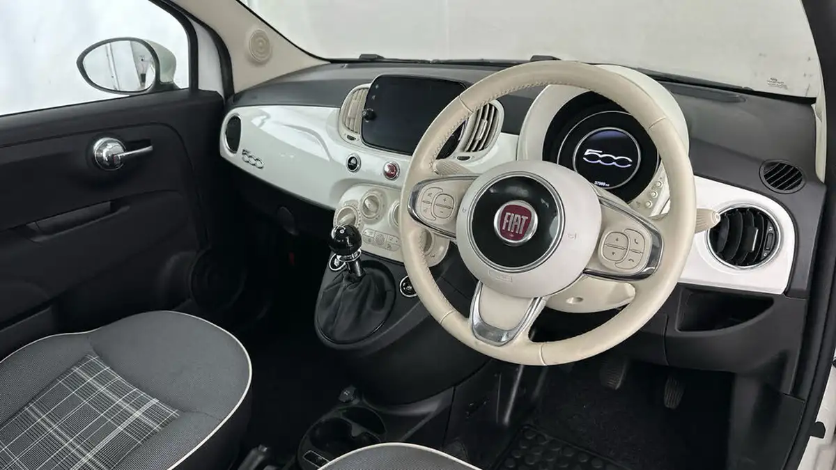2018-fiat-500-12-lounge-big-8