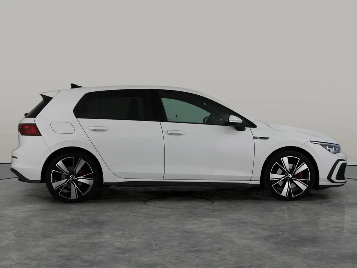 2022-volkswagen-golf-20tdi-gtd-big-5