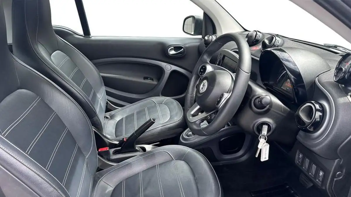 2019-smart-fortwo-10-prime-premium-coupe-twinamic-big-8