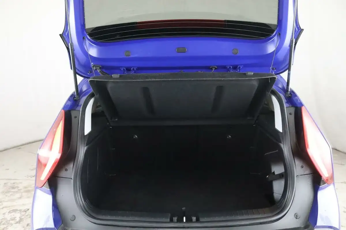 2023-hyundai-bayon-10-t-gdi-premium-100ps-dct-big-11