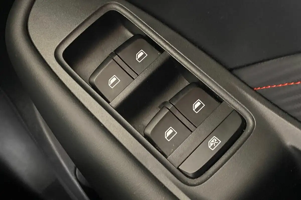 2024-mg-zs-suv-10t-gdi-exclusive-auto-big-38
