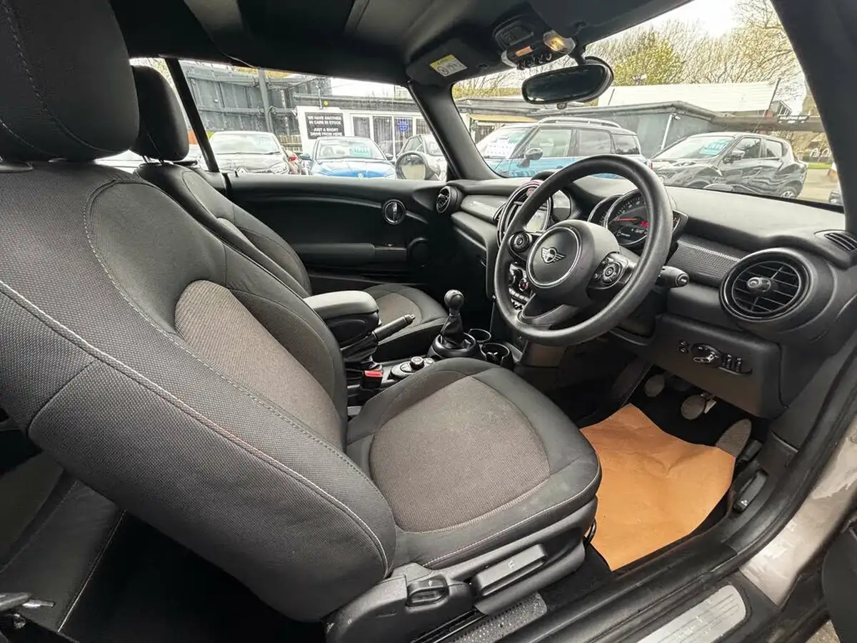 2018-mini-cooper-15-cooper-classic-ss-convertible-2d-big-22